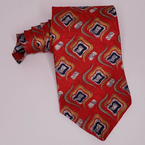 ZIANETTI TIE ITALIAN SILK COLLECTION RED Made in the USA 3.75”W 60”L - Picture 2 of 7